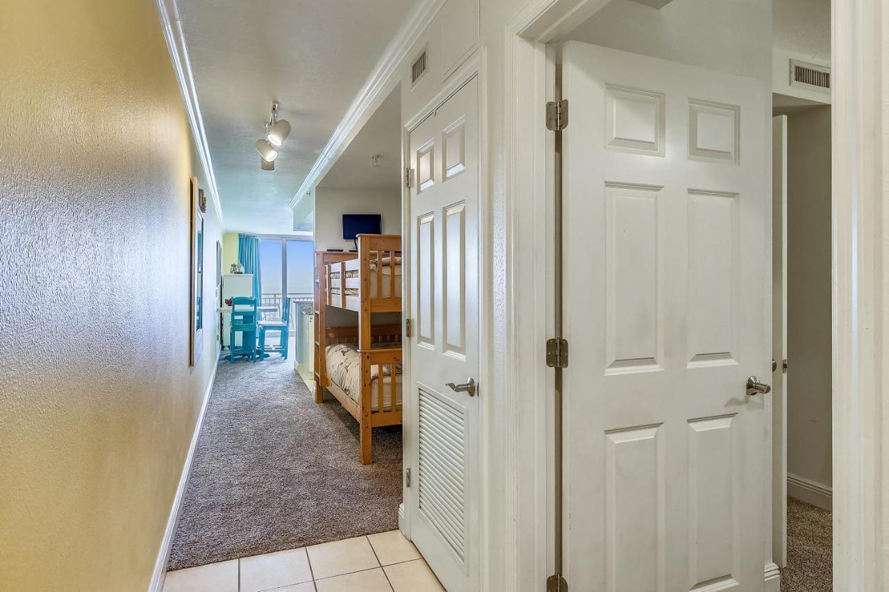 Emerald Beach #1426 By Book That Condo Panama City Beach Exterior photo