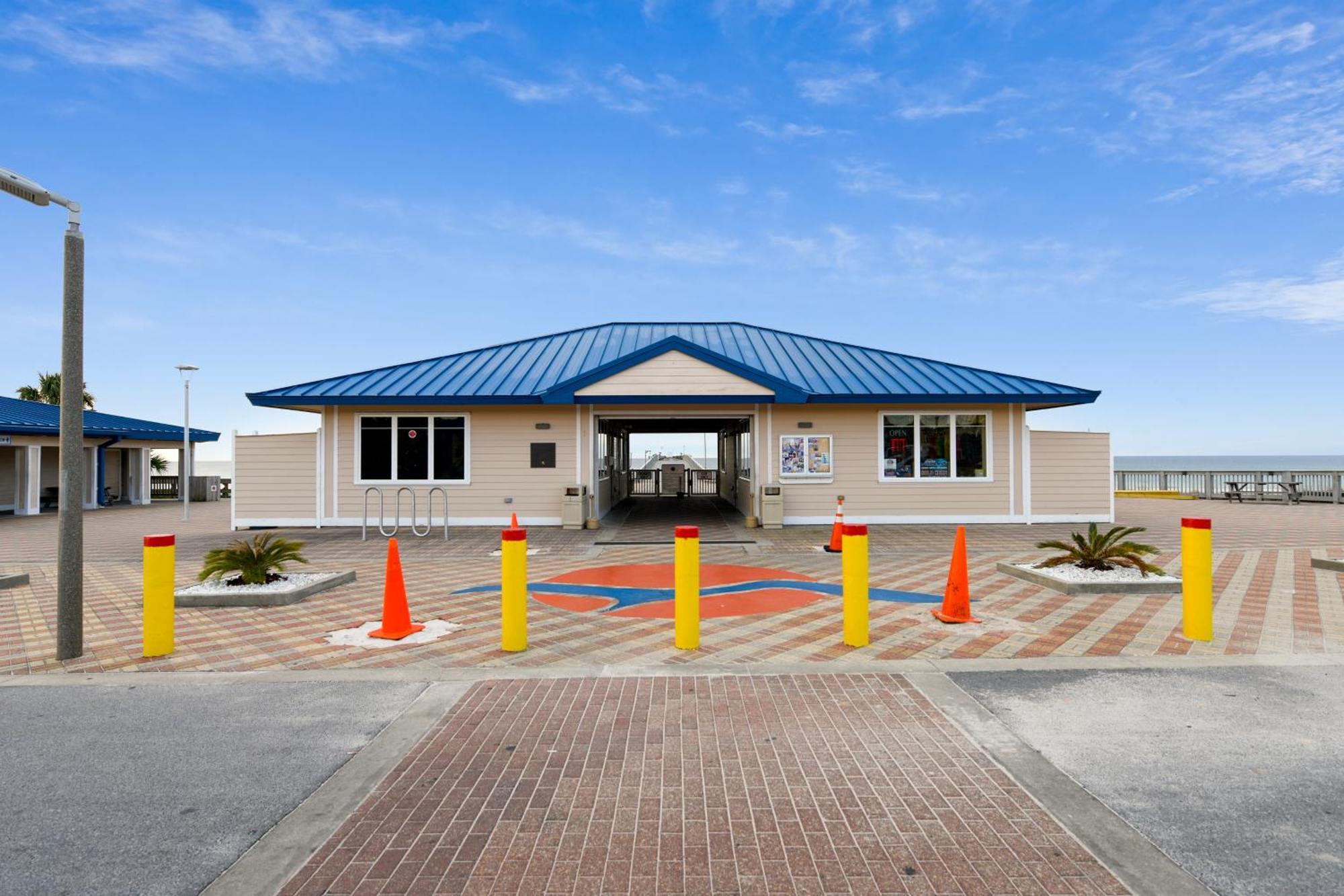 Emerald Beach #1426 By Book That Condo Panama City Beach Exterior photo